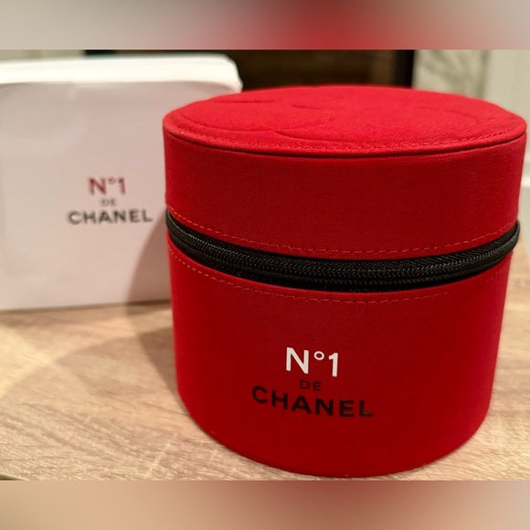 CHANEL Handbags - CHANEL Vanity